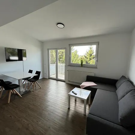 Premium 75qm 3 Kueche, Balkon, Smart Tv, Wifi Aalen