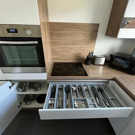 Premium 75qm 3 Kueche, Balkon, Smart Tv, Wifi Aalen